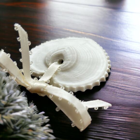 Retired Heart Shell Ornament Artist Margaret Furlong, “Oh Sweetest Hearts" 1986 - Picture 7 of 8